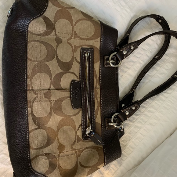 Brown signature Coach bag - Picture 2 of 5